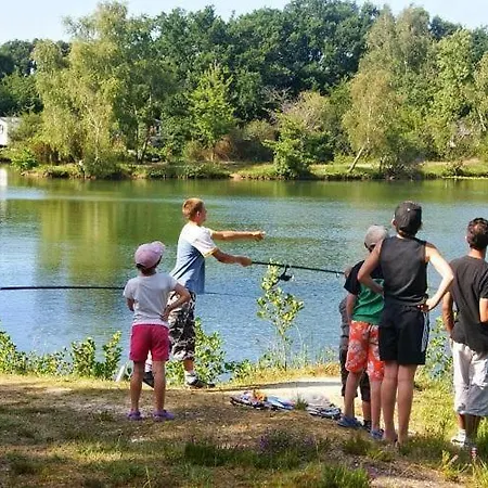 Camping Camping Maeva Escapades Les Etangs Mina Saint-Sornin (Charente-Maritime)