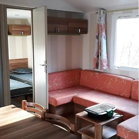 Camping Maeva Escapades Les Etangs Mina 3*